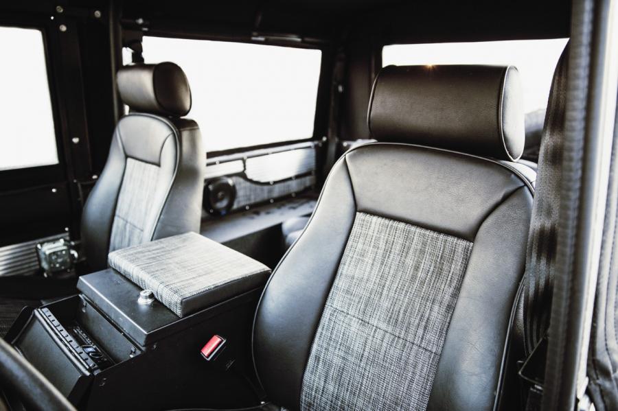  Land Rover Defender 90 by Icon 2014 года  (фото 42 из 63)